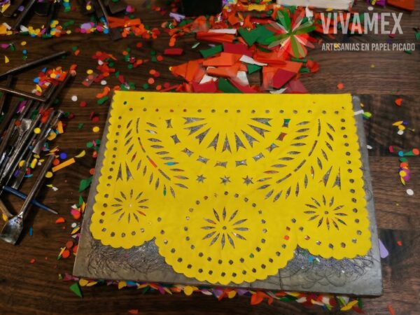 Destello1fondo Tiras de papel picado DESTELLO 1 multicolor